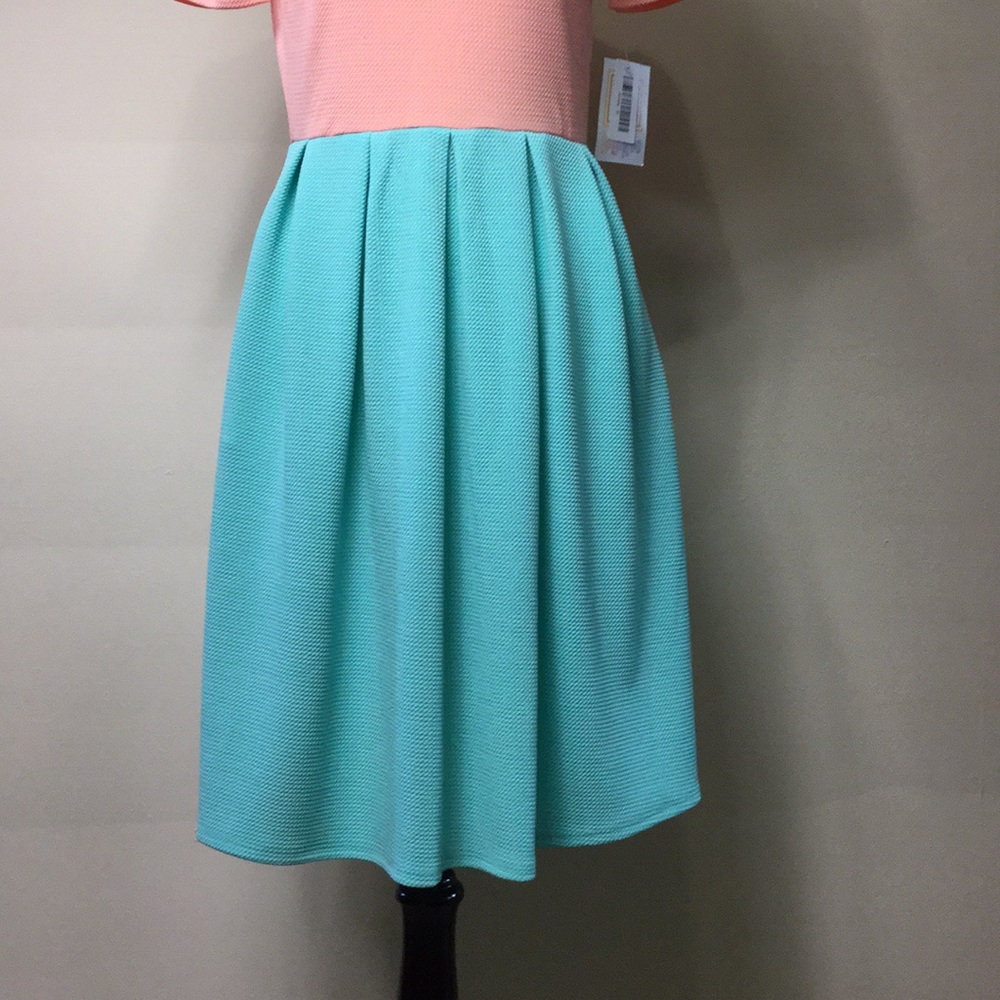 NWT LuLaRoe Amelia in solid two tone colors - Picture 4 of 7